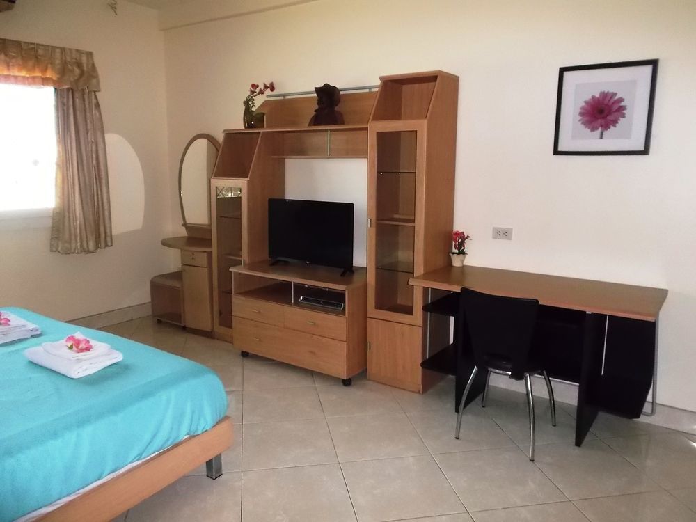 Chaiyapoon Inn Pattaya Luaran gambar