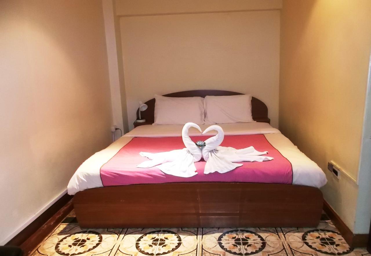 Chaiyapoon Inn Pattaya Luaran gambar