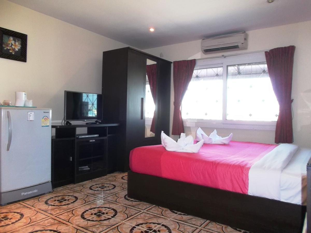 Chaiyapoon Inn Pattaya Luaran gambar