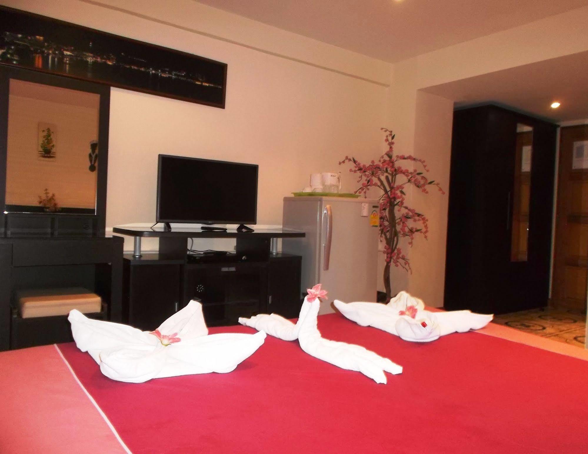Chaiyapoon Inn Pattaya Luaran gambar