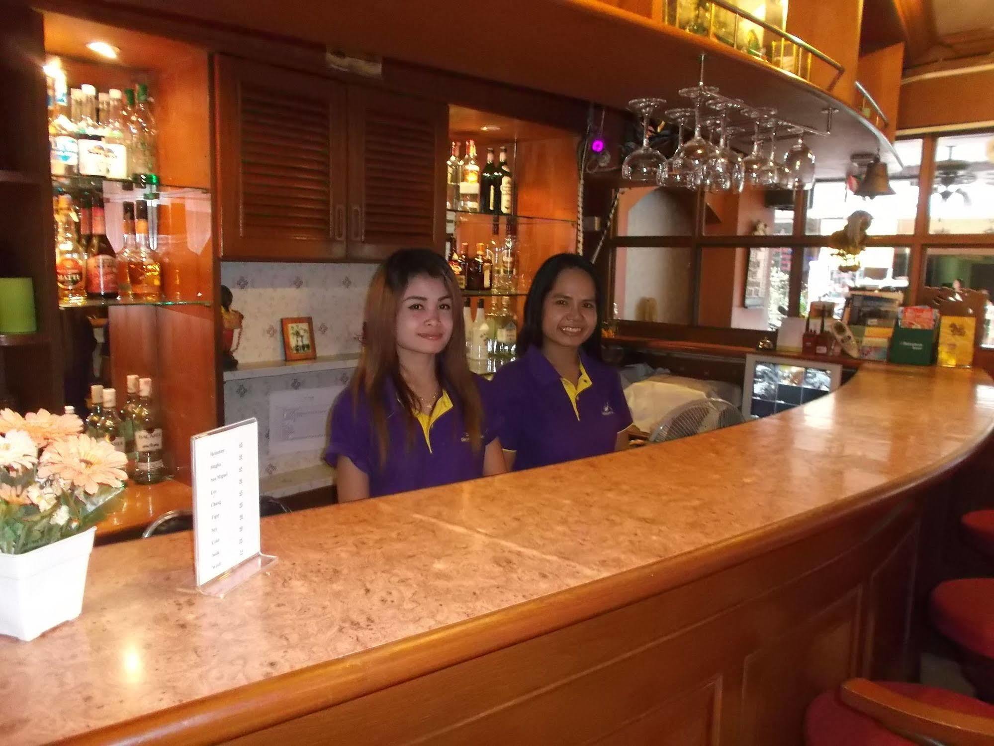 Chaiyapoon Inn Pattaya Luaran gambar