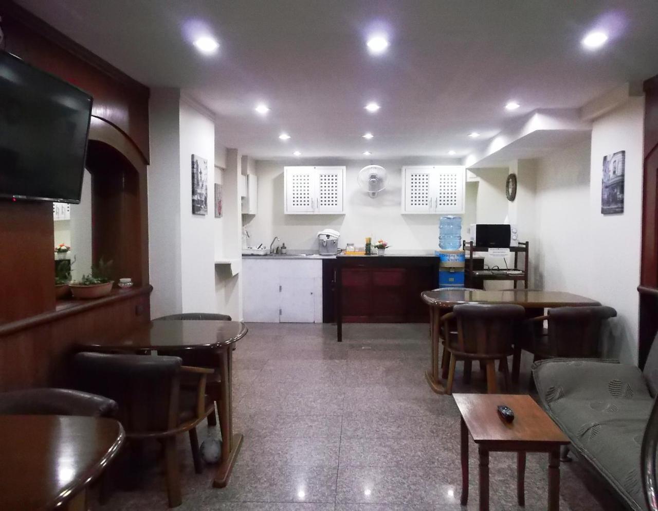Chaiyapoon Inn Pattaya Luaran gambar